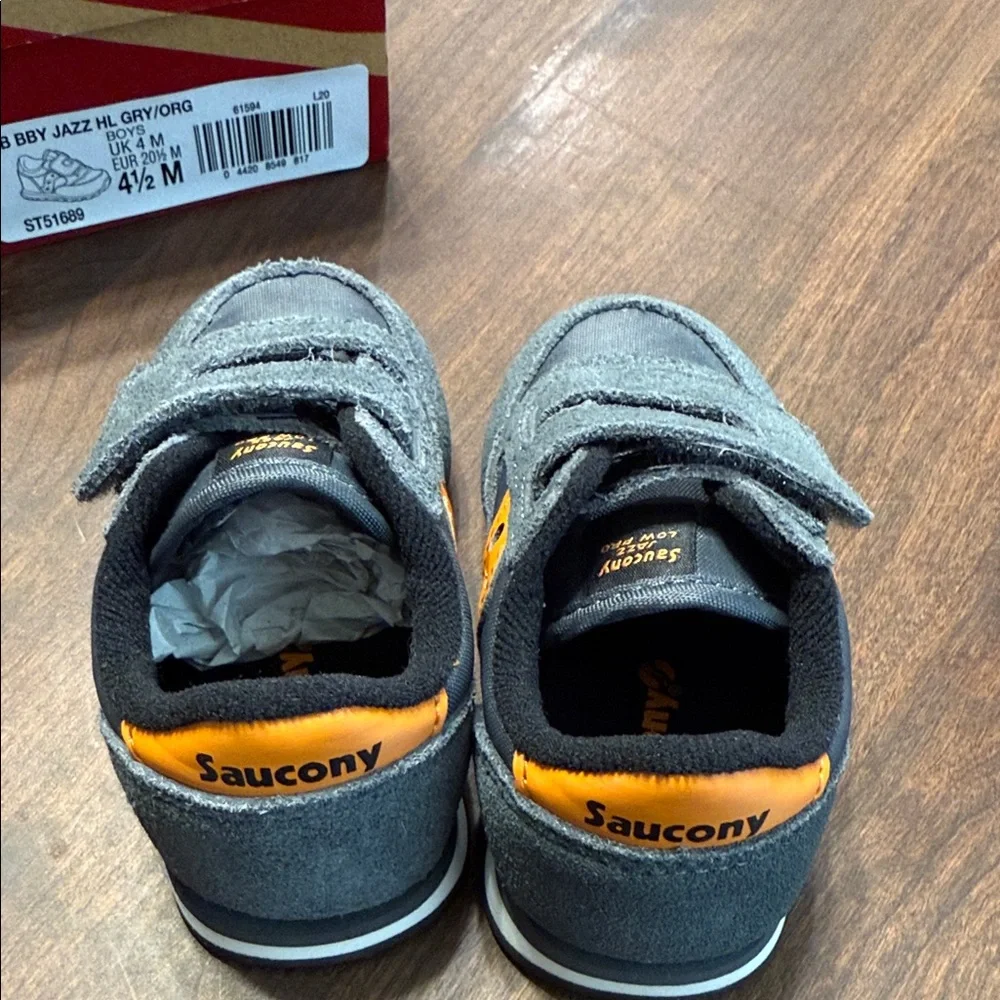 Saucony Toddler Sneakers 4.5M NIB - Picture 2 of 6